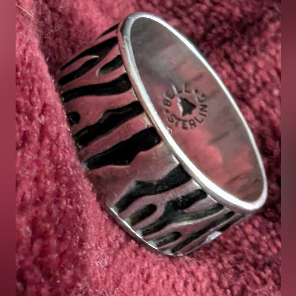 Bell Zebra Sterling Silver Textured Ring   Sz 10